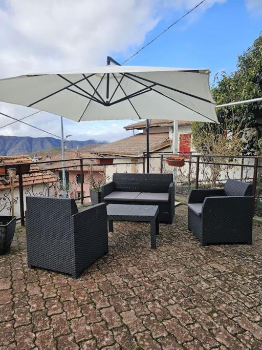 La Casa Della Lavanda Borgo Adorno Exteriér fotografie