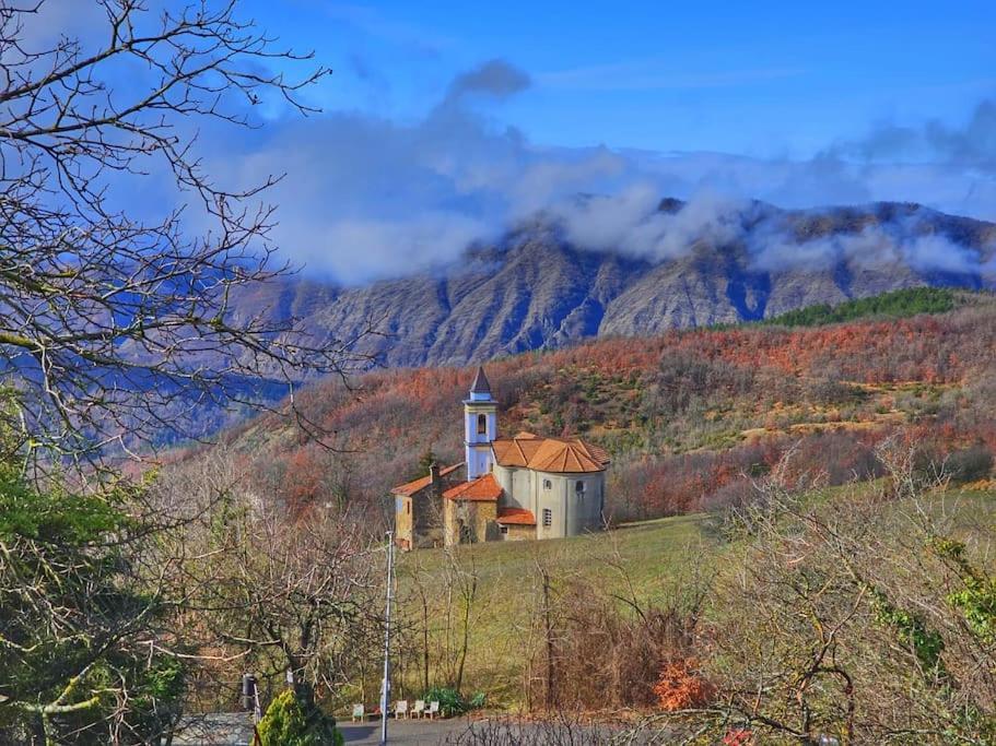 La Casa Della Lavanda Borgo Adorno Exteriér fotografie