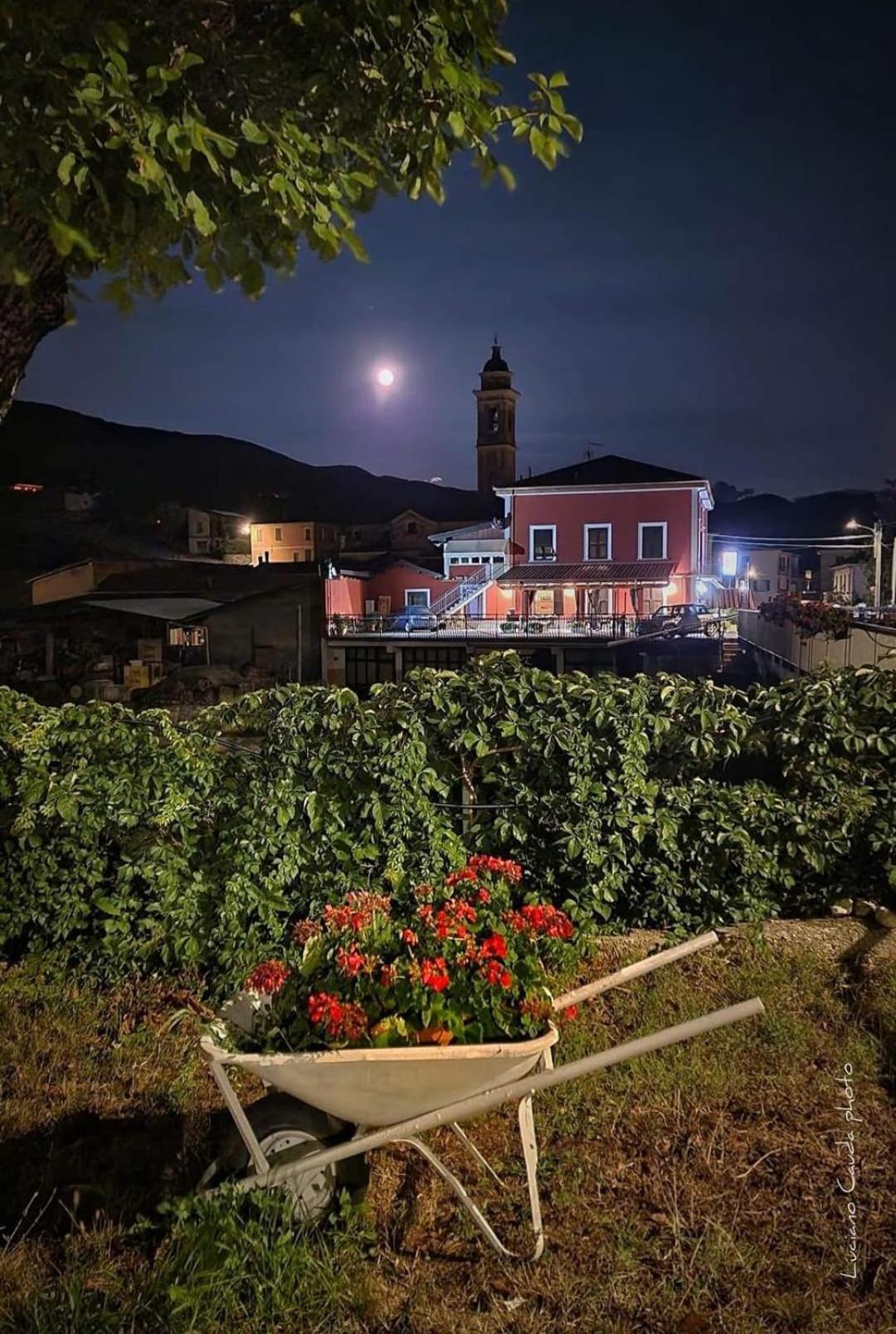 La Casa Della Lavanda Borgo Adorno Exteriér fotografie
